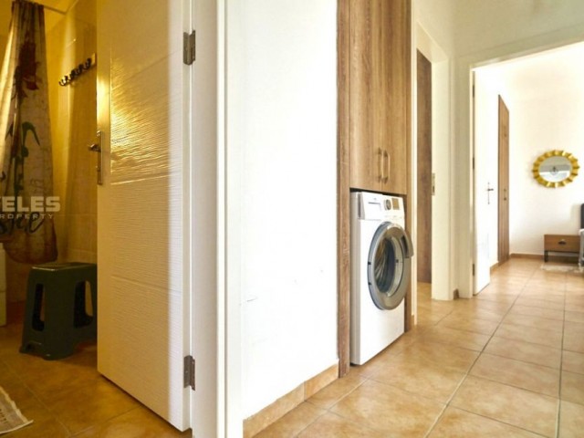 Kuzey Kıbrıs Gayrimenkul: Denize Sıfır, Eşyalı Hazır 3+1 Daire – Deniz, Dağ ve Doğa Manzaralı SA-3152