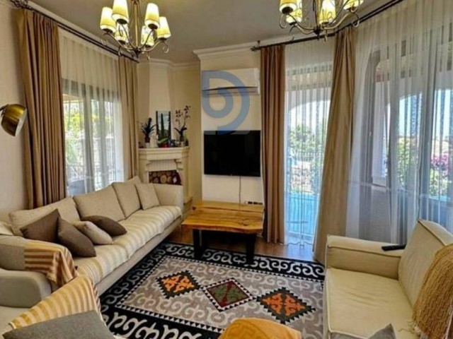 Deniz ve Dağ Manzaralı Tam Müstakil Muhteşem Villa