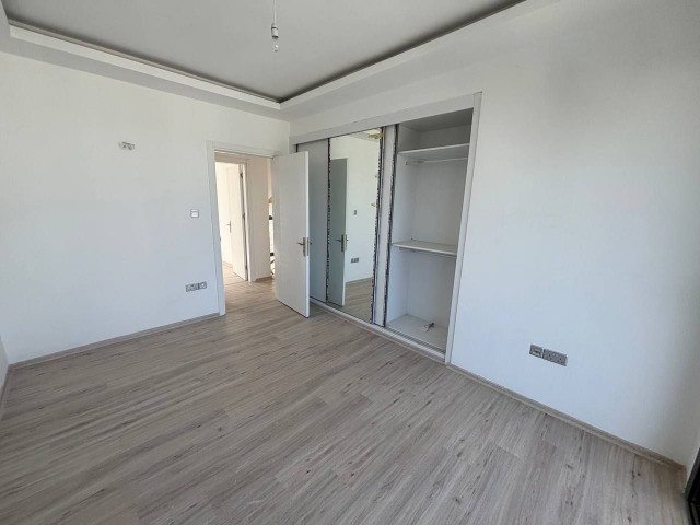 Girne Alsancak'ta Plajlara Yakın Konum'da Deniz Tarafı Satılık Fevkalede 3+1 Villa - Fotoğraf 3