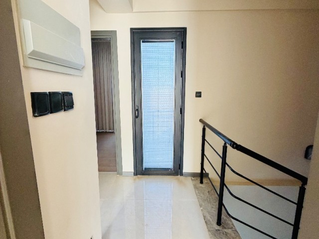 İskele Merkezde Satılık 3+1 Yeni Villa .! - Fotoğraf 3