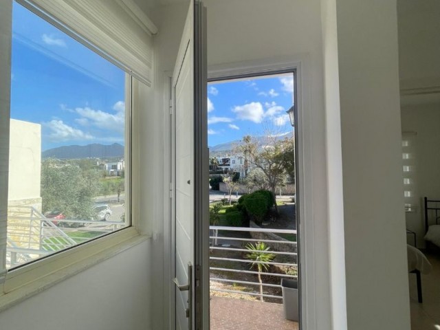 Satılık Tam Eşyalı 2 Yatak Odalı Penthouse – Turtle Bay Village, Esentepe - Fotoğraf 3