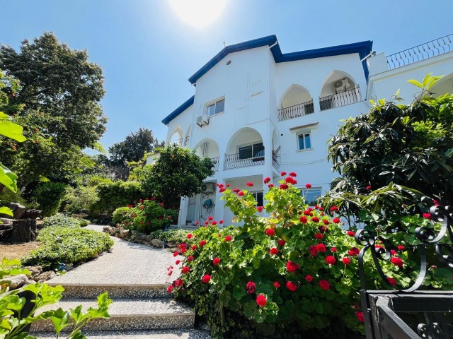 Lüks 4 Yatak Odalı Villa | Özel Yüzme Havuzu | Sinema ve Bilardo Odası | Deniz ve Dağ Manzarası | Pre-74 Arazi Tapulu - Fotoğraf 4