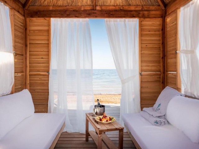 Thalassa Beach Resort, Bafra'da Muhteşem Deniz Manzaralı Akıllı 1+1 Daire - Fotoğraf 2