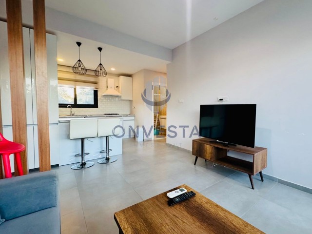 Girne Alsancak'ta 2+1 Satılık Daire - Ortak Havuz - Bahçe - Fotoğraf 2