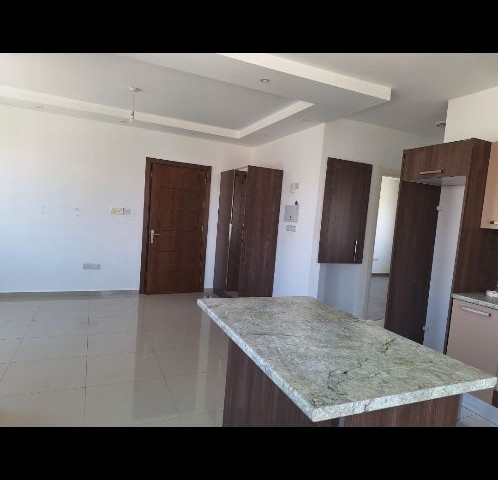 Lefkoşa küçük kaymaklıda satılık 2+1 Türk malı daire - Fotoğraf 3