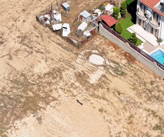 Gönyeli Villa Bölgesinde 566 M² Satılık Türk Koçanlı Arsa - Fotoğraf 2