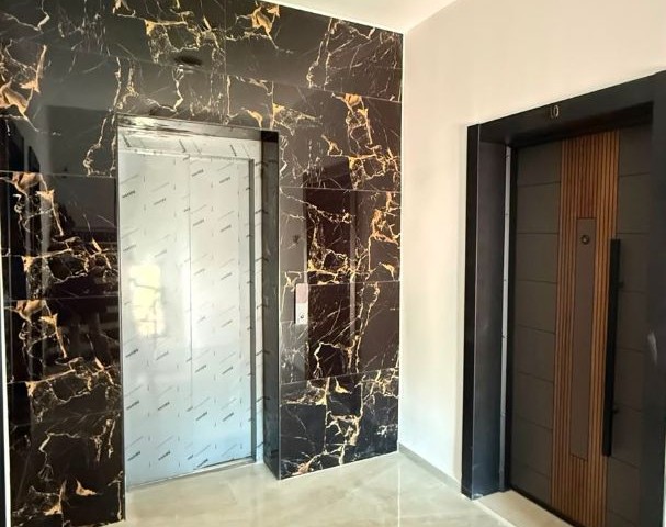 LEFKOŞA MARMARA'DA TESLİME HAZIR 2+1 EN-SUİTE DAİRE