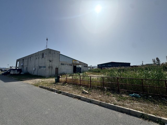 LEFKOŞA ALAYKÖY SANAYİ BÖLGESİNDE SATILIK SÜPER KONUMA SAHİP ATÖLYE