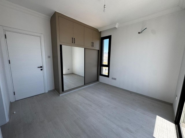 Lefkoşa Marmara'da Teslime Hazır 2+1 En-Suite Penthouse - Fotoğraf 4