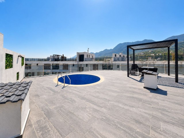 GİRNE MERKEZ’DE FULL EŞYALI, ÖZEL HAVUZLU SATILIK 4+1 PENTHOUSE