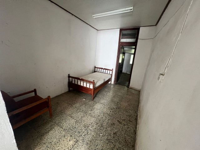Lefkoşa'da Budak Pastanesine Yakın Konumda Satılık 1+1 Ev - Fotoğraf 2
