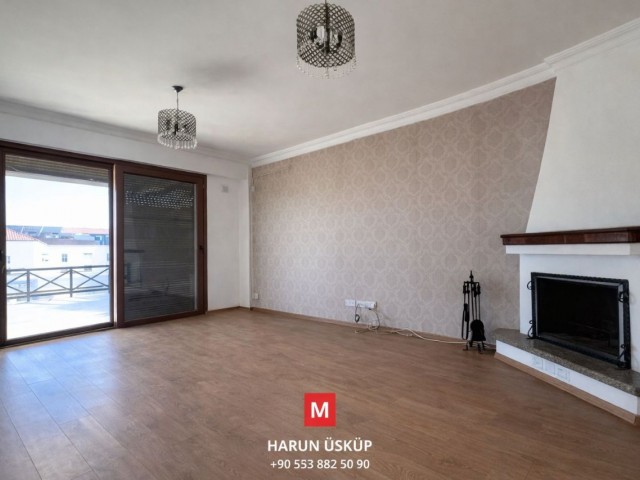 Lefkoşa Hamitköyde Dubleks 3+2 Havuzlu Villa Türk Koçanlı - Fotoğraf 2