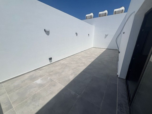 Yenikent bölgesinde 2+1 Türkmalı penthouse - Fotoğraf 2