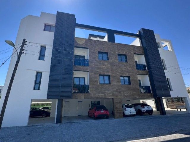 Gönyeli'de Teslime Hazır 2+1 Geniş Teraslı (penthouse) Apartman Dairesi - Fotoğraf 2