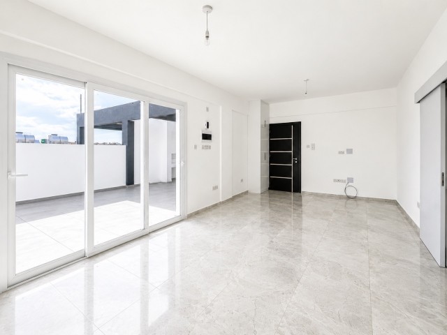 Lefkoşa Ortaköy’de Türk Koçanlı, Park Manzaralı 2+1 Penthouse