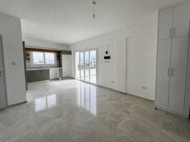 Lefkoşa Ortaköy’de Türk Koçanlı, Park Manzaralı 2+1 Penthouse - Fotoğraf 2