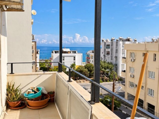 Girne Kaşgar’da Satılık 3+1 Daire