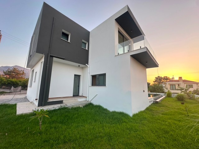 Çatalköyde Chamada beach bölgesinde deniz manzaralı satılık 4+1 villa - Fotoğraf 2