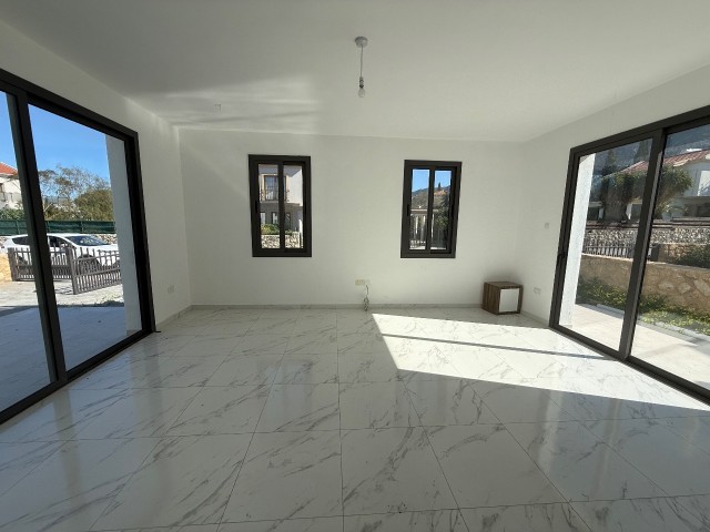 Laptada satılık sıfır 3+1 villa - Fotoğraf 4