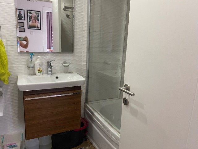 Girne merkezde Kovanium sitesinde satılık 2+1 daire