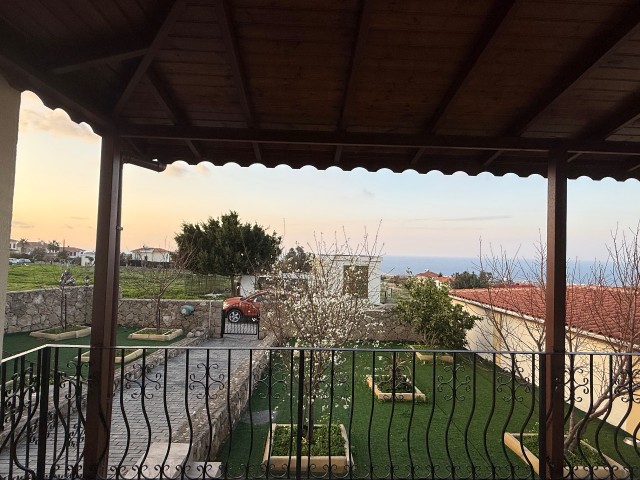 Girne Arapköyde deniz manzaralı özel 4+1 müstakil villa - Fotoğraf 3