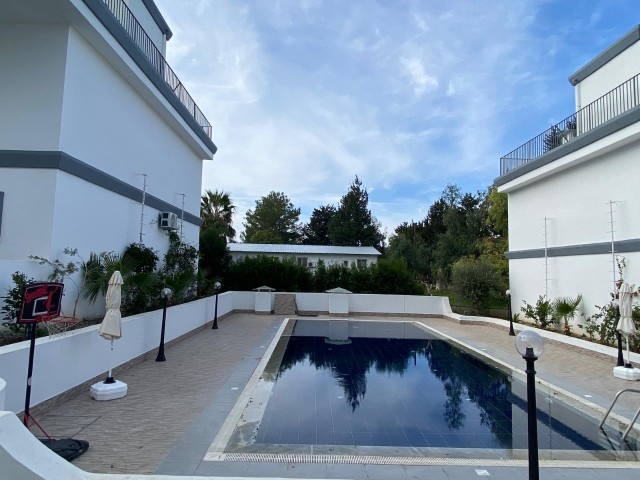 Girne Jasmine court bölgesinde satılık 3+1 ikizvilla - Fotoğraf 4