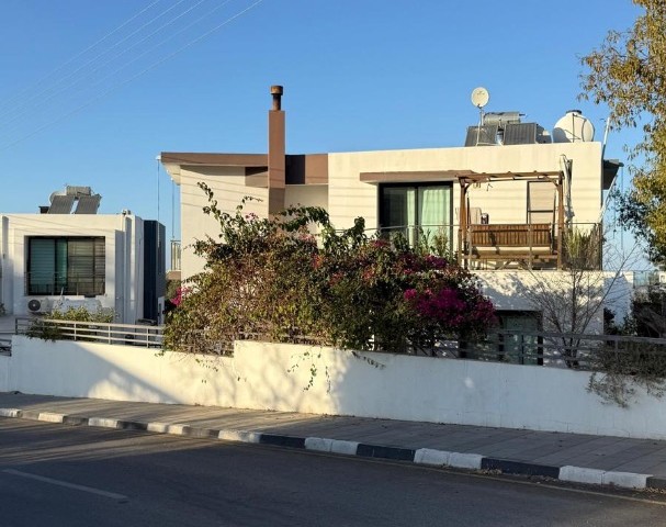 Ozanköyde Murat efendi villaları bölgesinde 3+1 villa