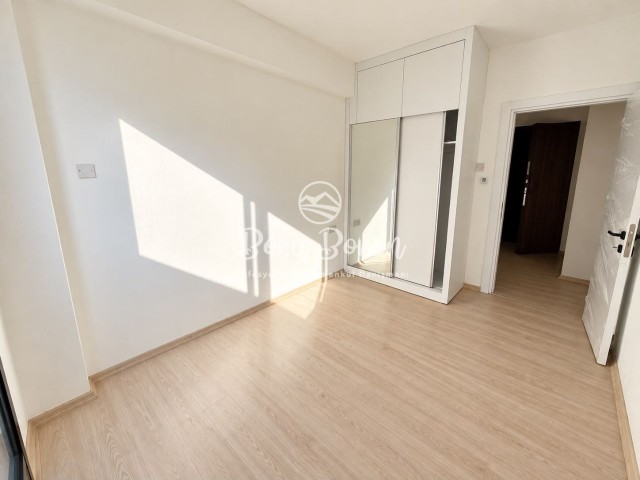 Girne Doğanköyde Site İçinde Özel Renove Edilmiş Satılık 2+1 Daire
