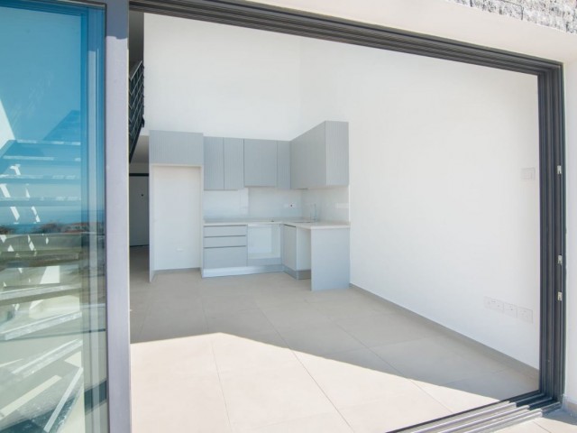 Girne Esenetepede Ödeme Planlı Site İçinde Deniz Manzaralı Loft 2+1 Satılık Daireler - Fotoğraf 2