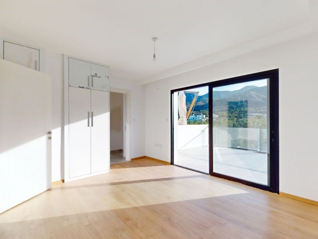 Girne Merkezde Dubleks Ensuite 3+1 Satılık Penthouse - Fotoğraf 2