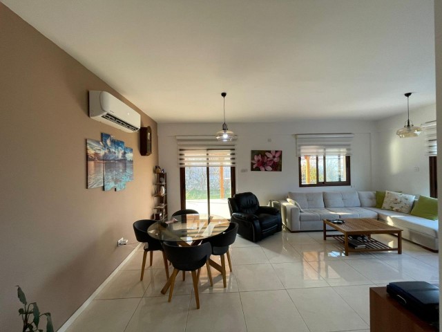 Girne Arapköy’de 3+1 810 m2 Arsa İçinde Satılık Villa! - Fotoğraf 2