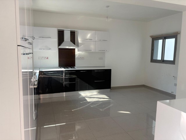 Lefkoşa Yenikent 'te 3+1 Satılık Villa!