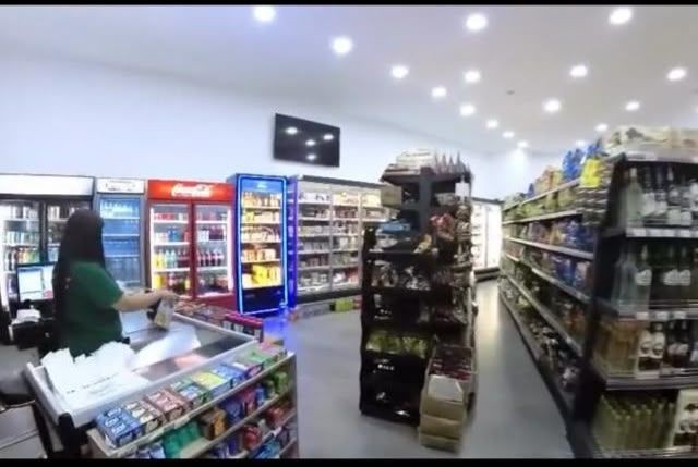 Girne Lapta da komple satılık market.