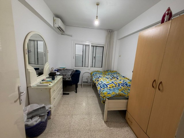Girne merkez de 3+1 satılık daire.