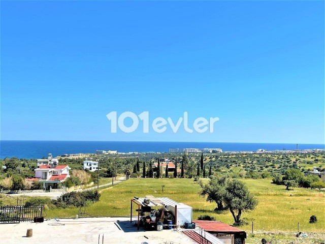 GIRNE ARAPKÖY'DE SATILIK TARLA
