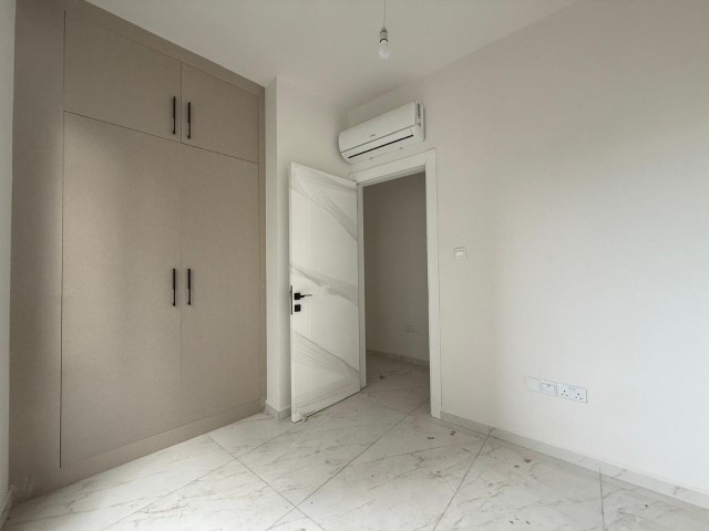 GİRNE MERKEZ’DE MODERN VE PRESTİJLİ SATILIK 2+1 SIFIR DAİRE