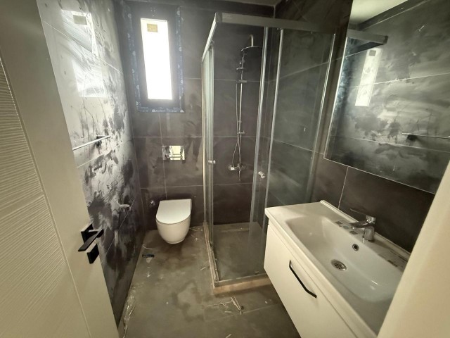 Girne Merkez’de Modern ve Prestijli Satılık 2+1 Sıfır Daire - Fotoğraf 3