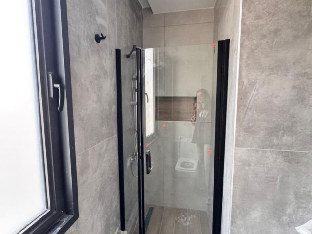 Girne Alsancak’ta 3+1 | 180 m² | Güvenlikli Site İçerisinde | Vade Farksız Satılık Lüks Villa!