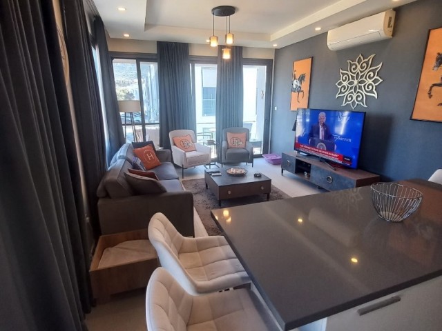 Girne Zeytinlik Ortak Havuzlu Sitede Teraslı 2+1 Satılık Daire - Fotoğraf 3