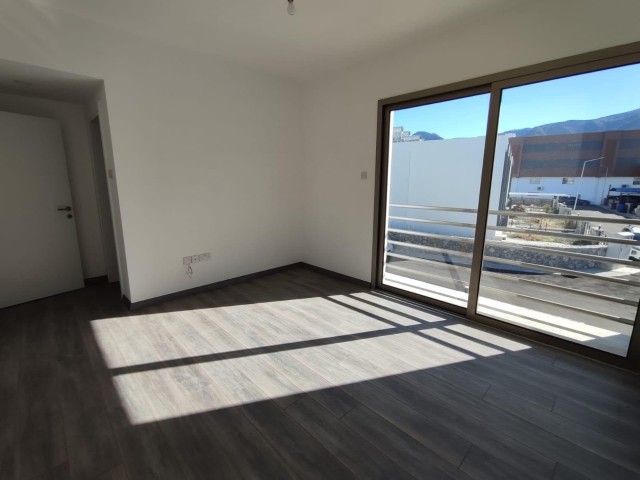 🏡 Alsancak’ta Satılık 3+1 Villa | Emtan West Park - Fotoğraf 2