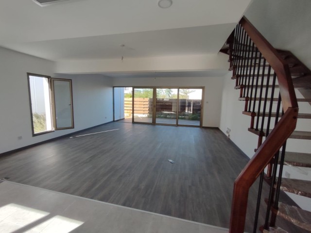 🏡 Alsancak’ta Satılık 3+1 Villa | Emtan West Park - Fotoğraf 3