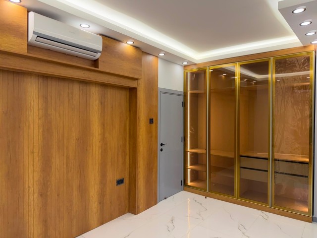 Girne Ozanköy’de Satılık Ultra Lüks 3+1 Villa | 1.330 m² Arsa | 15 KW Solar Enerji | Özel Havuzlu - Fotoğraf 2