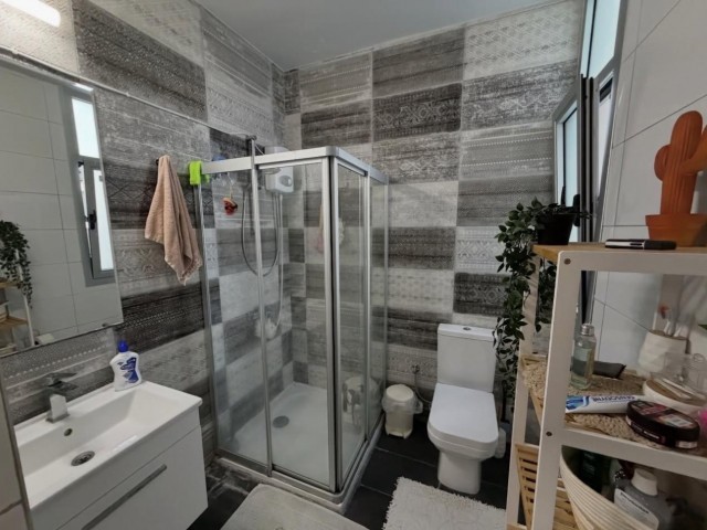 🚨 FIRSAT! Girne Merkez’de Satılık Full Eşyalı 2+1 Daire | Taksitli Ödeme İmkânı | £140.000 - Fotoğraf 4