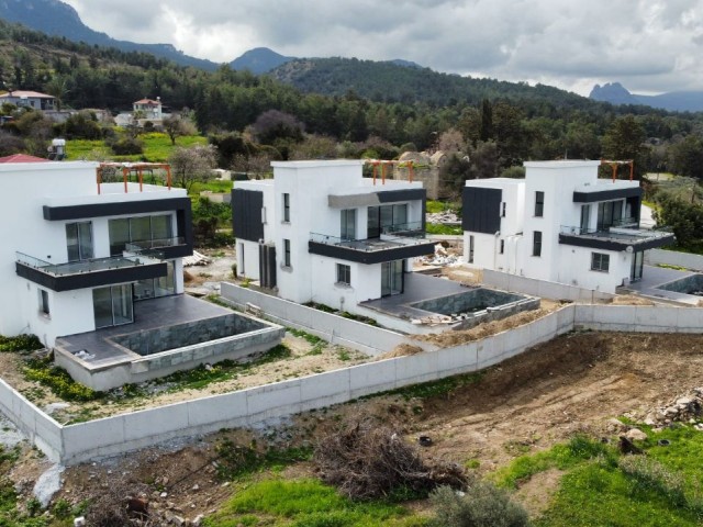 BETTER HOMES GURURLA SUNAR: Girne Karaağaç'ta Panoramik Manzaralı, Hazır Teslim Lüks Villa - Fotoğraf 3