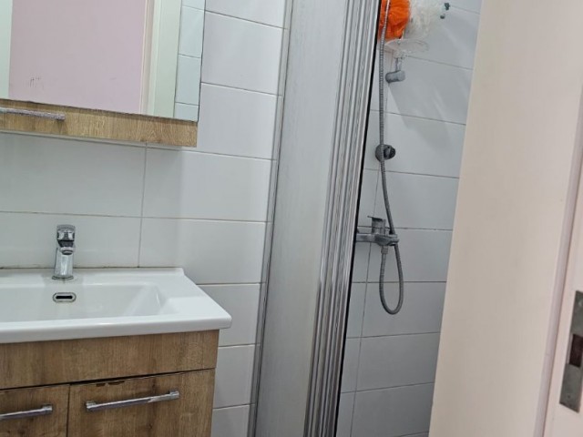 Lefkoşa Küçük Kaymaklı'da Eşyalı 2+1 Satılık Daire - Kaçırılmayacak Fırsat! - Fotoğraf 2