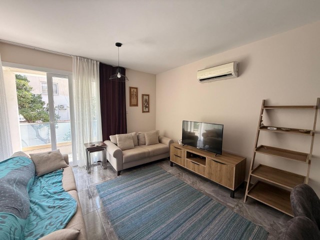 Yüksek Kira Getirili Satılık Eşyalı 1+1 Geniş Daire - Fotoğraf 3