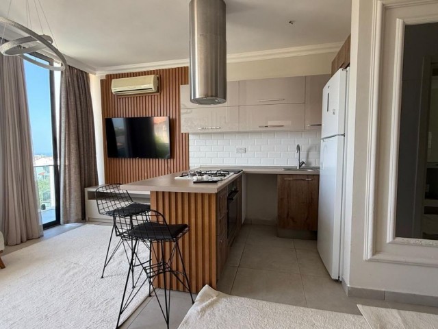 Alsancak’ta Havuzlu Sitede Satılık Yeni 2+1 Daire | £120,000 - Fotoğraf 3