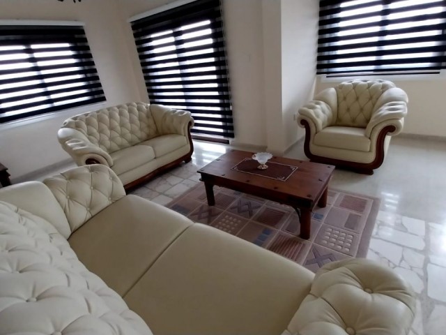 Ercan Havalimanına 10dak uzaklıkta Satılık Tam Müstakil Villa - Fotoğraf 3