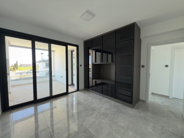 Yeniboğaziçinde villa büyüklüğünde 3+2 daire - Fotoğraf 3