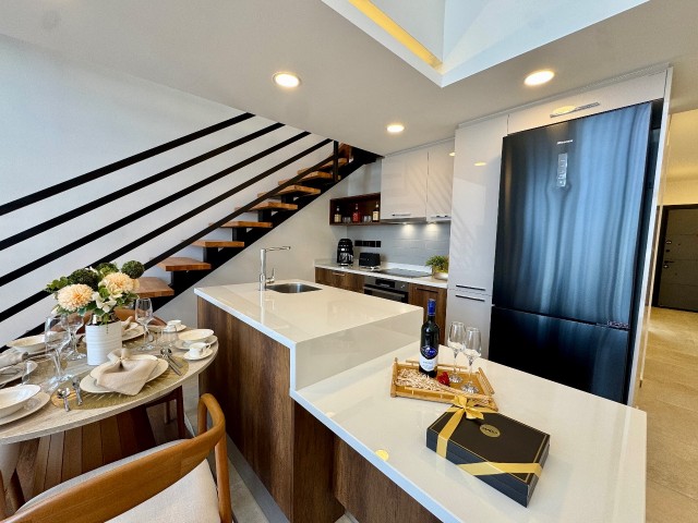 Hazır 2 Yatak Odalı Loft Penthouse | Çatı Çıkışı | Tapu Hazır | 5 Yıllık Taksit Planı | Panoramik Deniz ve Dağ Manzarası - Fotoğraf 2